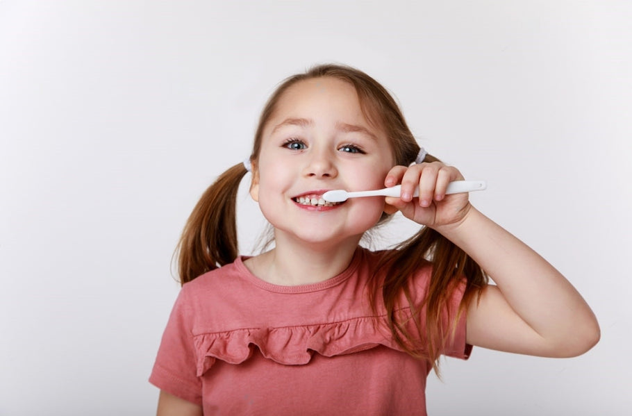 Edina Kulcsár's Guide to Raising Kids with Healthy Smiles